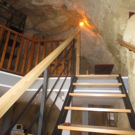 L'Etape Troglo Hotell Vouvray Eksteriør bilde