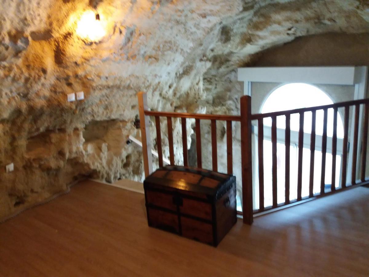 L'Etape Troglo Hotell Vouvray Eksteriør bilde